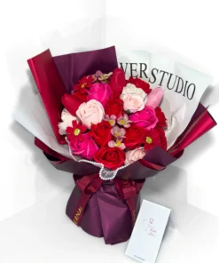 Eternal Red and Pink Rose Arrangement – Same-Day Delivery
