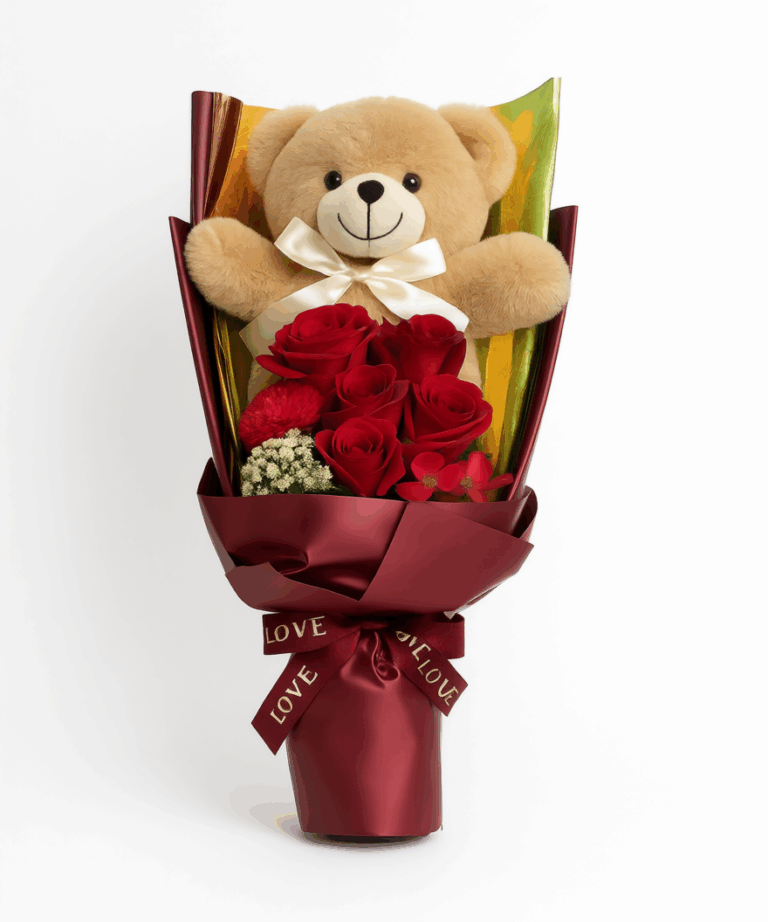 「scarlet hug」 red teddy bear rose bouquet 48cm