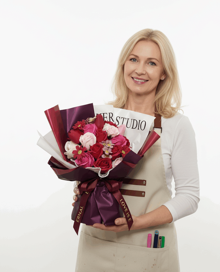 ｢crimson elegance｣ eternal red rose bouquet 18 stems